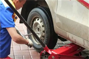 巩义附近拖车24小时服务热线电话