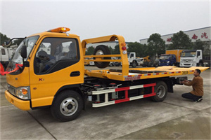 巩义哪里有拖车服务